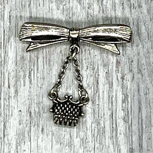 274. Antique Chatelaine Silver Dangle Purse Brooch